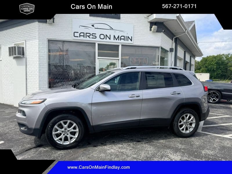 Photo 1 of 2018 Jeep Cherokee Latitude Plus