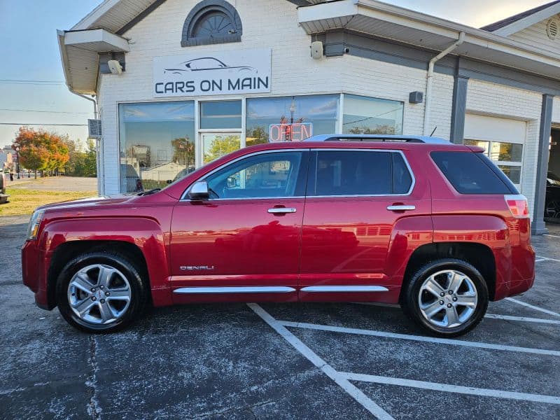 2015 GMC Terrain Denali - Image 2